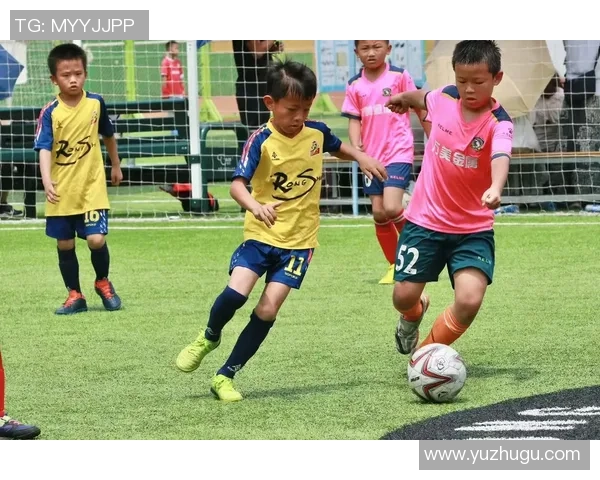 足球星磊：从青训到世界舞台的奋斗历程与未来展望